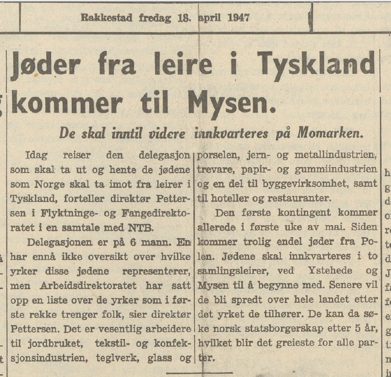 I flere år ble var gamle brakkene i sørenden av Momarken travbane hjem for flere hundre hjemløse jøder. Foto: Widerøes Flyselskap A/S/Østfold fylkes bildearkiv